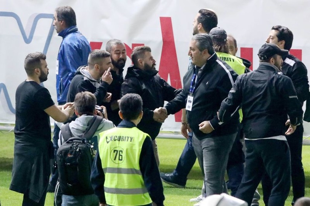 ΟΦΗ: Τα συγκινητικά λόγια του Μπούση και ο πανηγυρισμός στο «πέταλο» (video+photos)