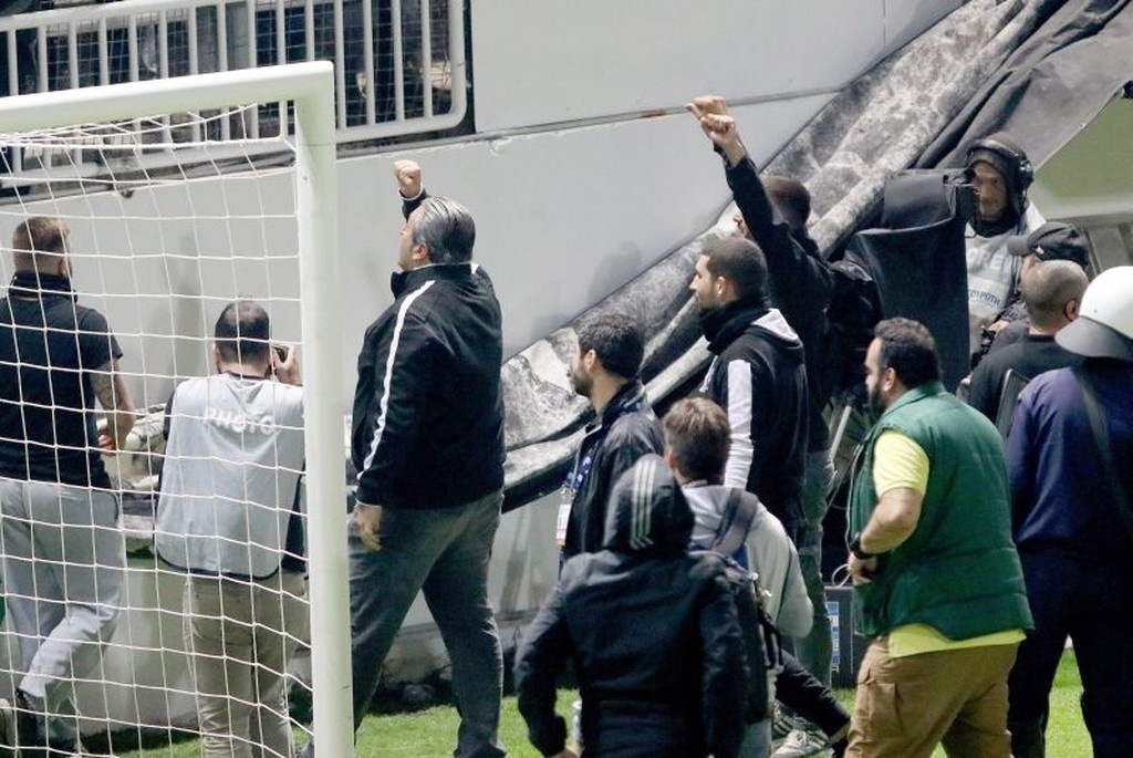 ΟΦΗ: Τα συγκινητικά λόγια του Μπούση και ο πανηγυρισμός στο «πέταλο» (video+photos)