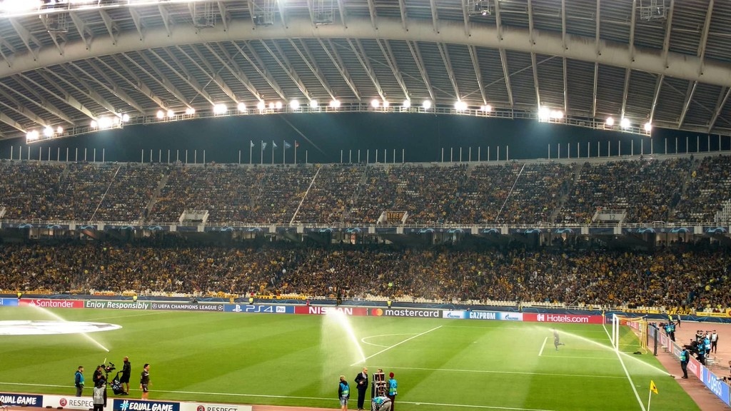 ΑΕΚ – Μπάγερν Μονάχου: Κατάμεστο και «κιτρινόμαυρο» το ΟΑΚΑ (video+photos)