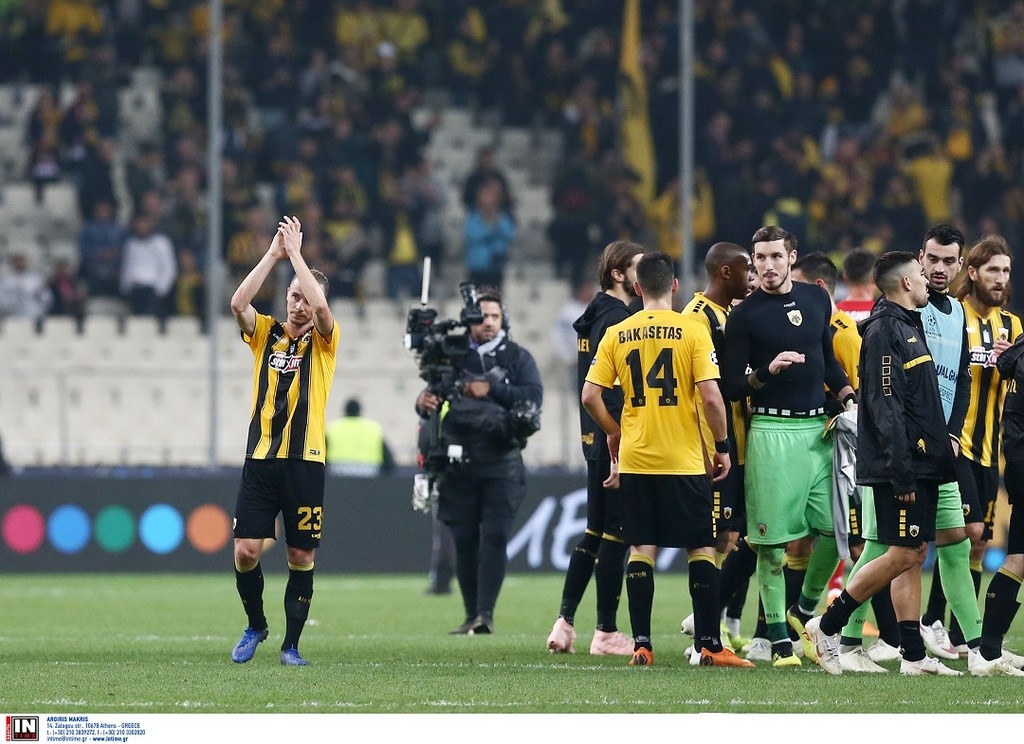 ΑΕΚ-Μπάγερν Μονάχου: Χειροκρότημα και... αναγνώριση (photos)