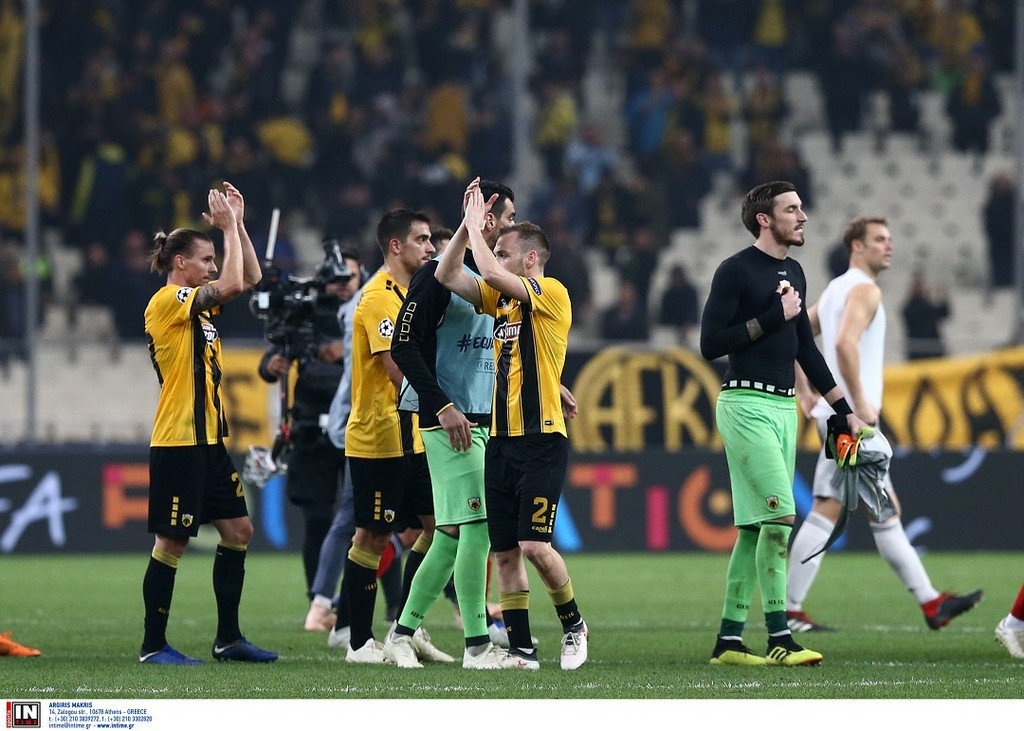 ΑΕΚ-Μπάγερν Μονάχου: Χειροκρότημα και... αναγνώριση (photos)