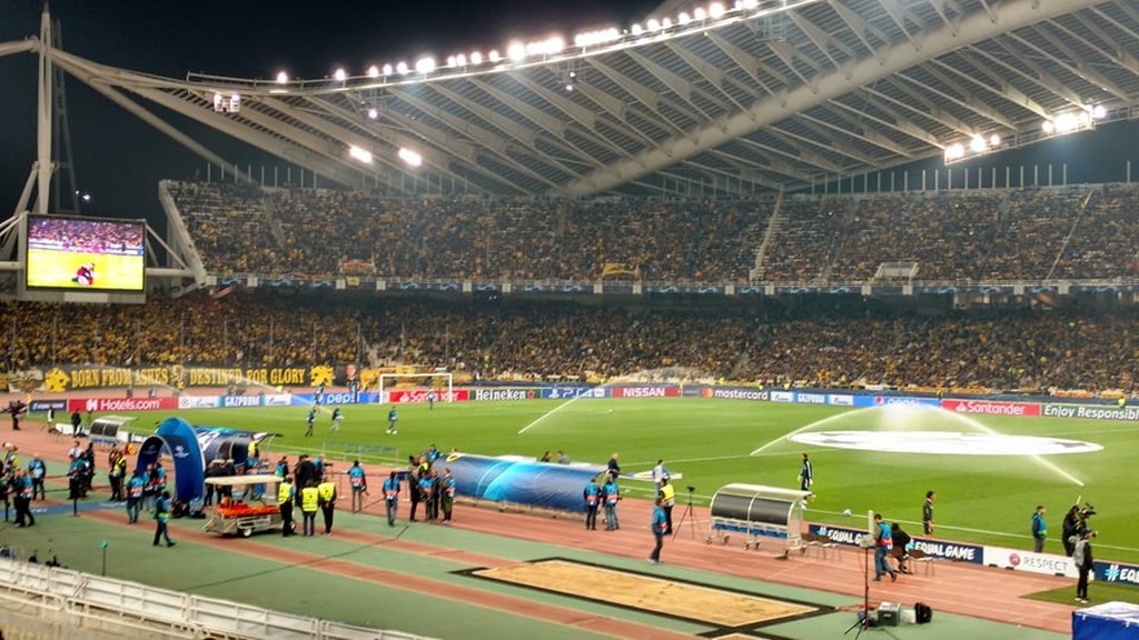 ΑΕΚ – Μπάγερν Μονάχου: Κατάμεστο και «κιτρινόμαυρο» το ΟΑΚΑ (video+photos)