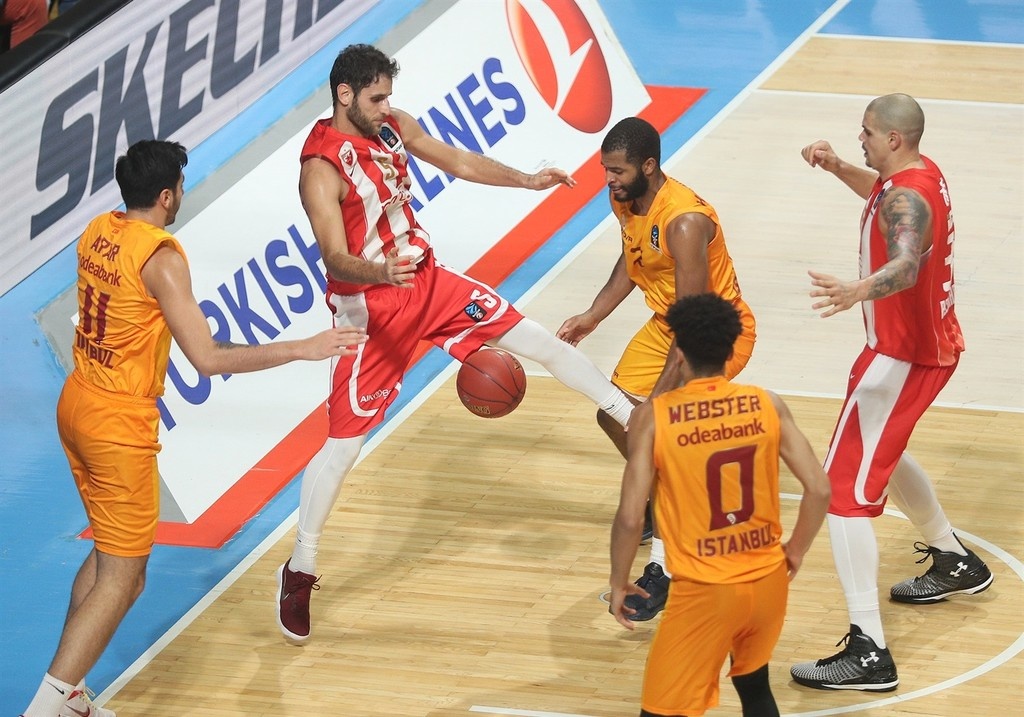 Eurocup: Ο Ερυθρός Αστέρας «κατάπιε» τη Γαλατά του Όγκαστ!