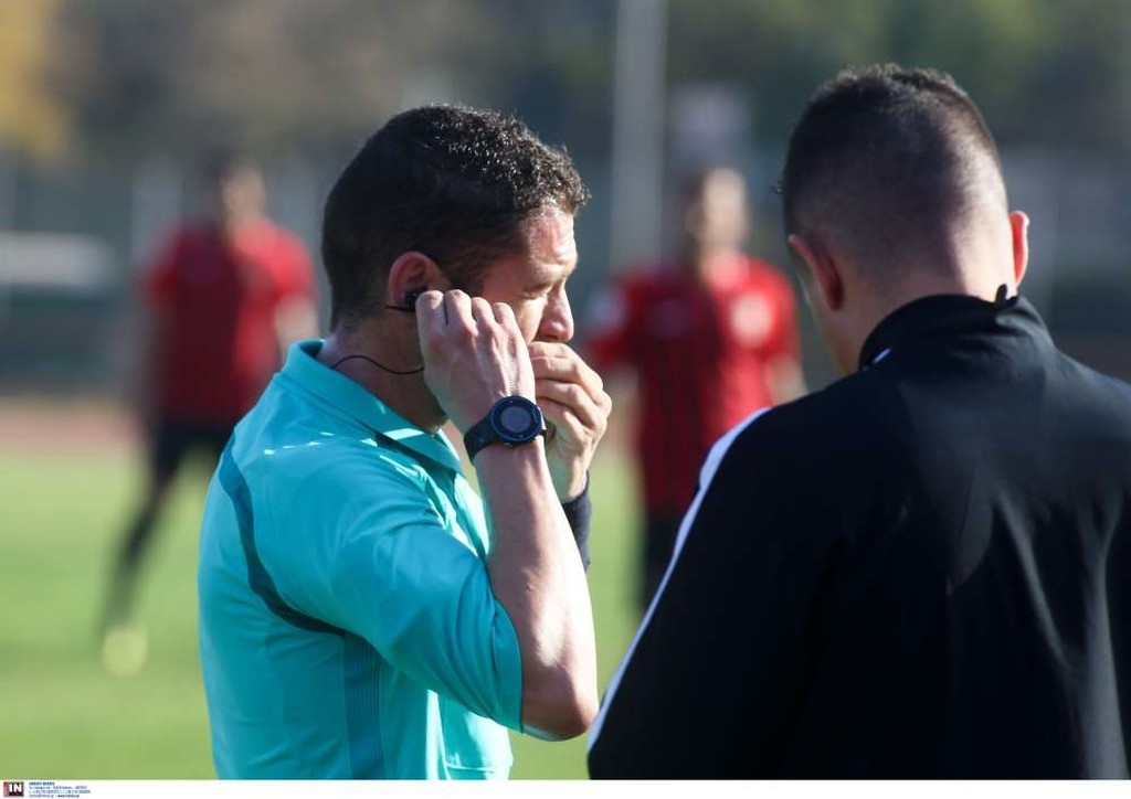 Δεν ξανάγινε: Τσίμπημα μέλισσας προκάλεσε διακοπή μετάδοσης στο Απόλλων Πόντου-Πανιώνιος! (photos)