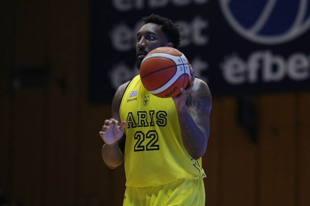 Λουκόιλ Λέφσκι-Άρης 77-66: Το προσπάθησε αλλά κατέρρευσε (photos)