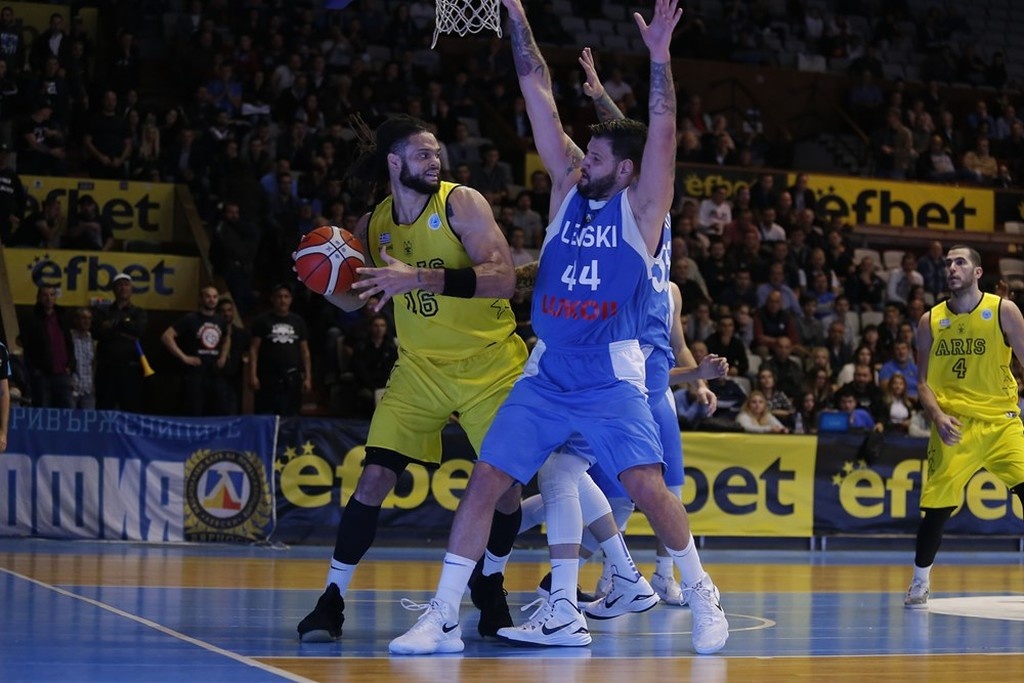 Λουκόιλ Λέφσκι-Άρης 77-66: Το προσπάθησε αλλά κατέρρευσε (photos)