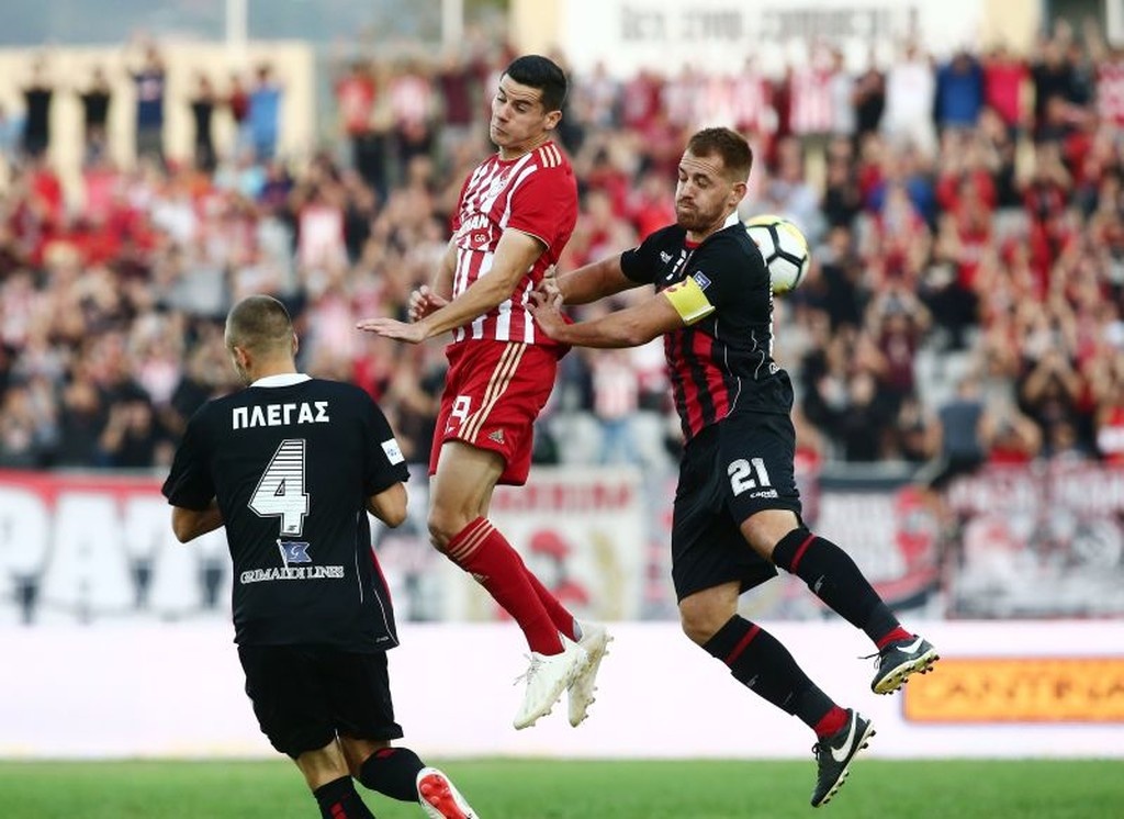 Παναχαϊκή – Ολυμπιακός 0-2: Γκολ και… ξύλο (photos)