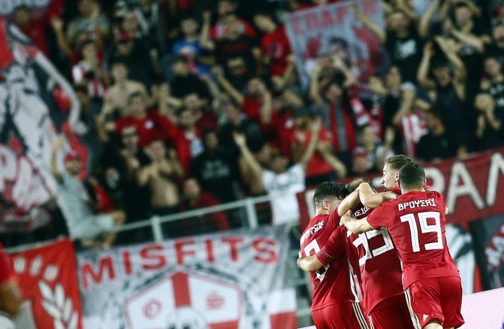 Παναχαϊκή – Ολυμπιακός 0-2: Γκολ και… ξύλο (photos)