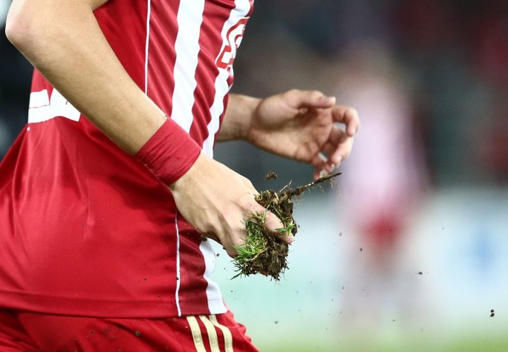 Παναχαϊκή – Ολυμπιακός 0-2: Γκολ και… ξύλο (photos)