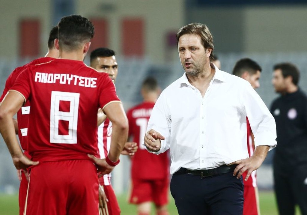 Σκηνές χάους στην Πάτρα, ορατό το -3 για τον Ολυμπιακό (video+photos)