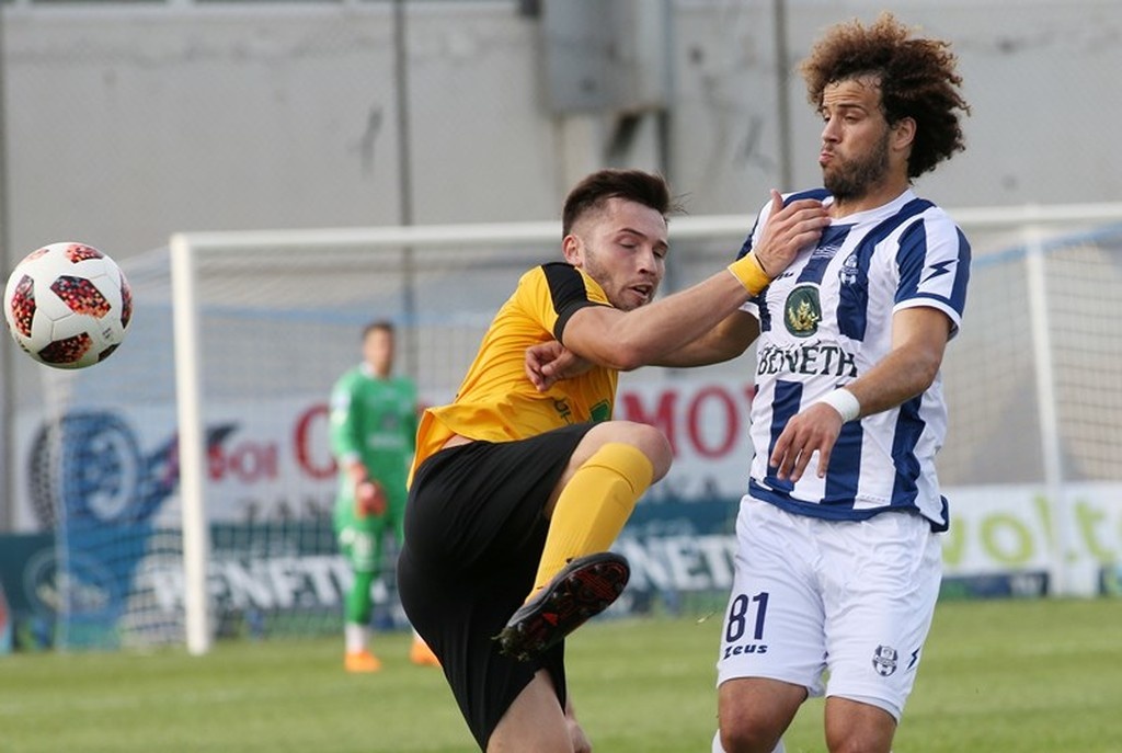Απόλλων Σμύρνης-Απόλλων Παραλιμνίου 5-0: Ξέσπασμα στη Ριζούπολη