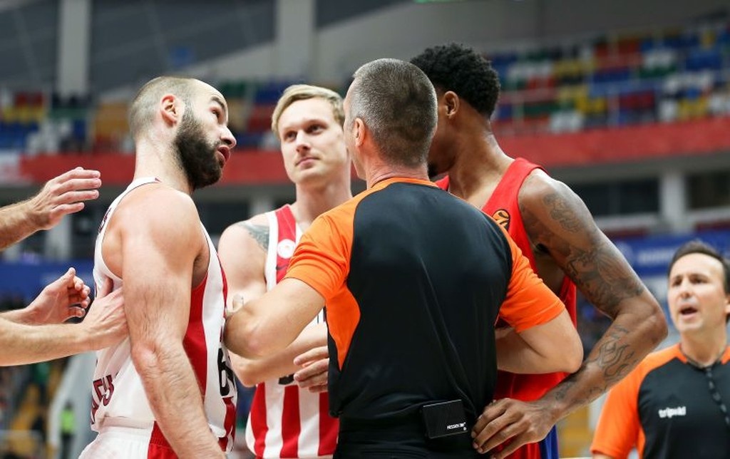 Ολυμπιακός: Τα νεύρα του Σπανούλη στη Μόσχα (photos)