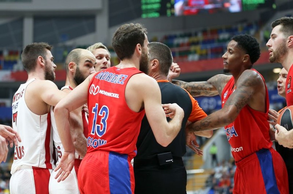 Ολυμπιακός: Τα νεύρα του Σπανούλη στη Μόσχα (photos)