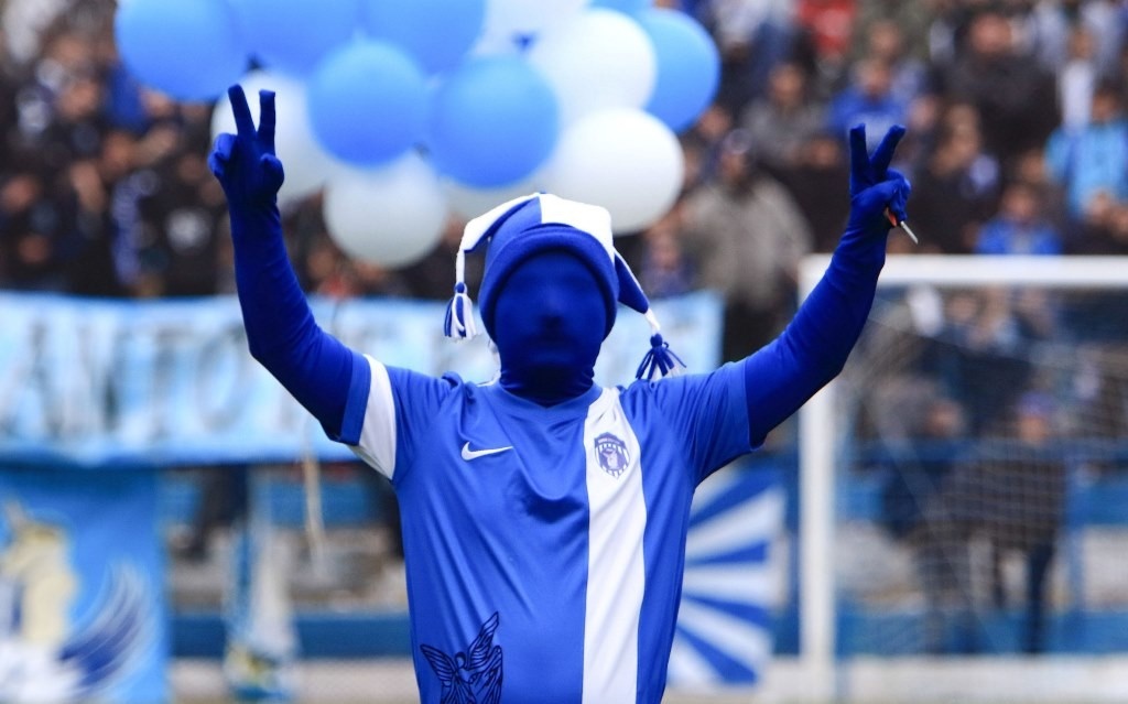 Νίκη Βόλου-Ολυμπιακός Βόλου: Φωτιά στη Μαγνησία! (photos, videos)