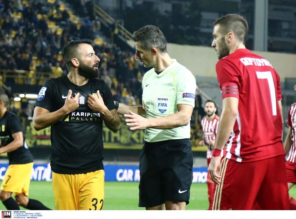 Άρης-Ολυμπιακός: Επεισόδιο Λάζαρου με Τζανακάκη-Σιώπη και ένταση στο ντέρμπι (photos)