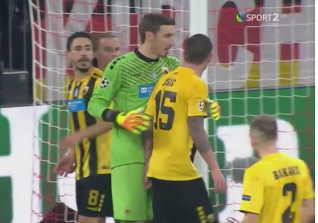 ΑΕΚ: Καρέ καρέ το επεισόδιο Τσόσιτς-Χουλτ - Τι συνέβη και ξέφυγε ο Σέρβος (photos, video)