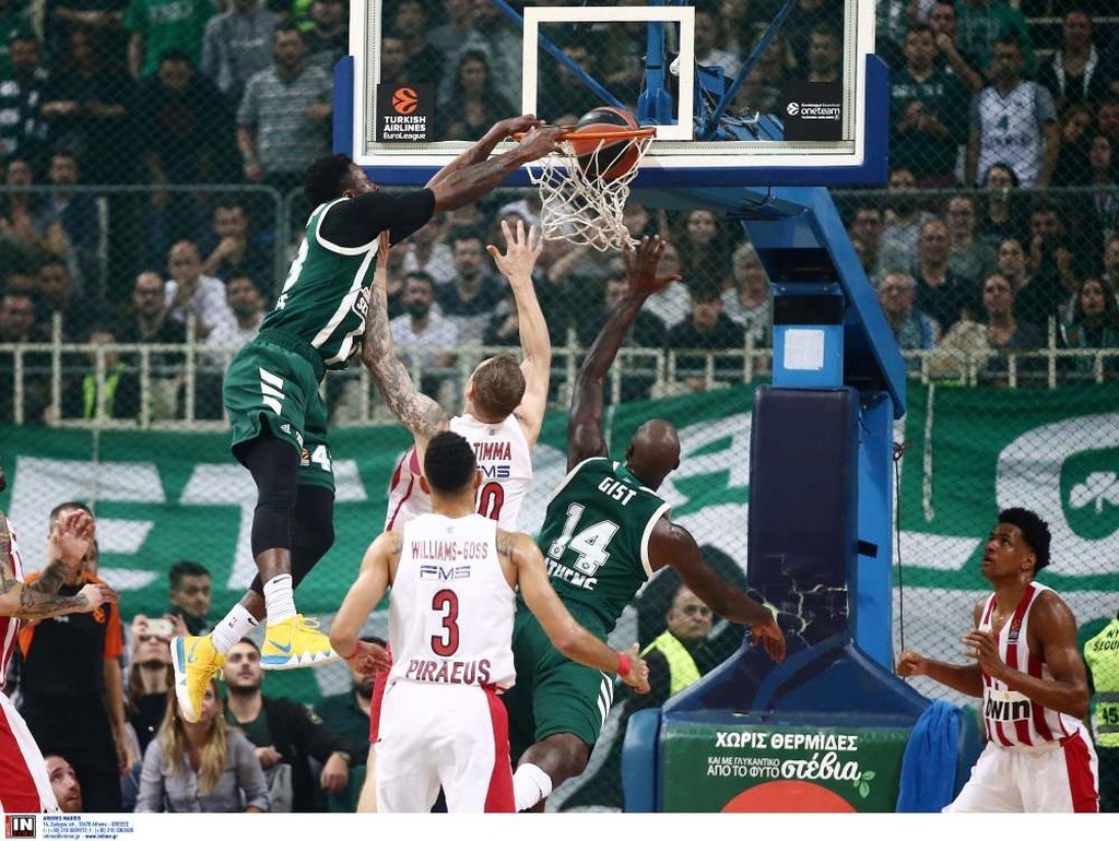 Αποθέωσε τον Θανάση ο Γιάννης Αντετοκούνμπο (photo)