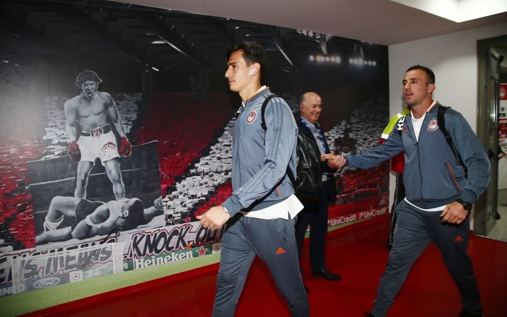 Ολυμπιακός – Παναθηναϊκός: Η «ερυθρόλευκη» άφιξη (photos)