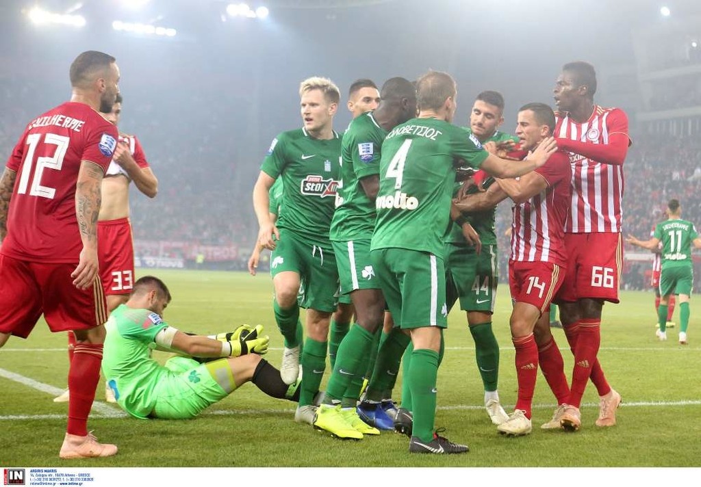 Ολυμπιακός-Παναθηναϊκός: Χαμός στο ντέρμπι - Ένταση με Κουρμπέλη, Σισέ, Ποντένσε (photos)