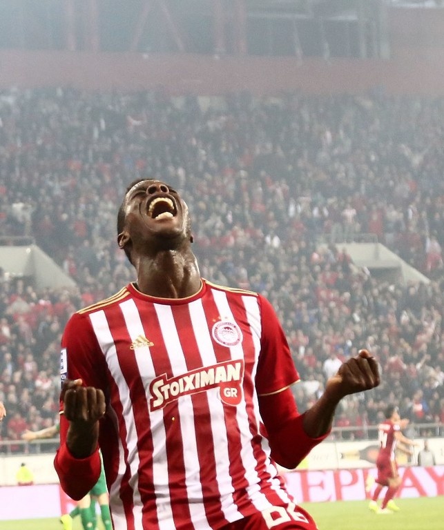 Ολυμπιακός-Παναθηναϊκός: Το γκολ του Σισέ και οι έξαλλοι πανηγυρισμοί (video, photos)