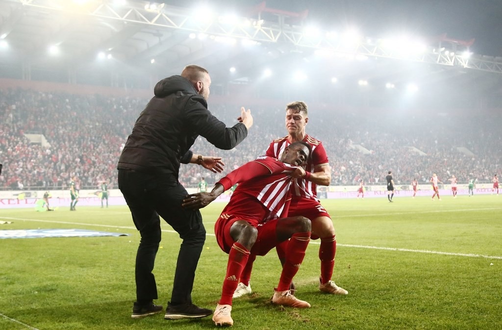 Ολυμπιακός-Παναθηναϊκός: Το γκολ του Σισέ και οι έξαλλοι πανηγυρισμοί (video, photos)