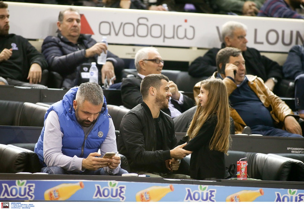 ΠΑΟΚ-Φρίμπουργκ: Κολλημένος με το μπάσκετ ο Βιερίνια (photos)