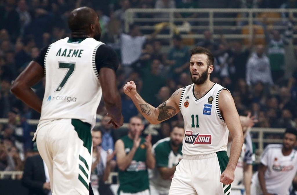 Απέναντί του κάνει… Παππάδες! (photos+videos)