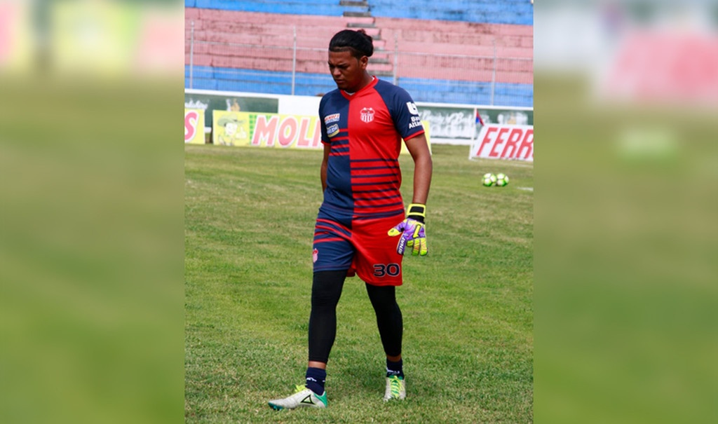 Νέα μαφιόζικη επίθεση σε ποδοσφαιριστή!