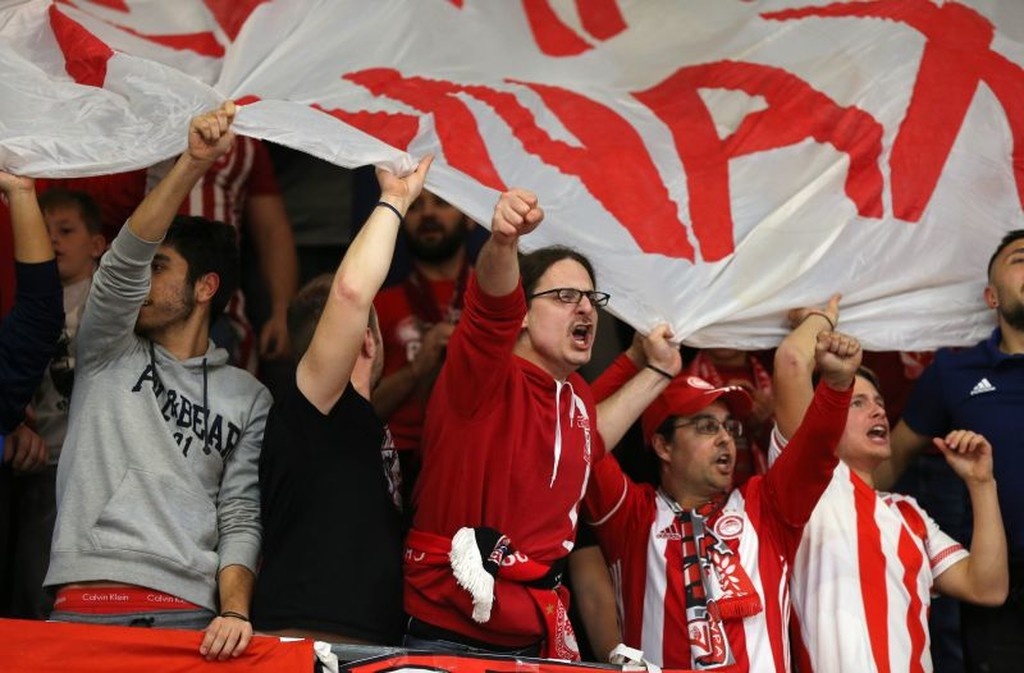 Μπάγερν Μονάχου – Ολυμπιακός: Με τον κόσμο τους οι Πειραιώτες (photos)