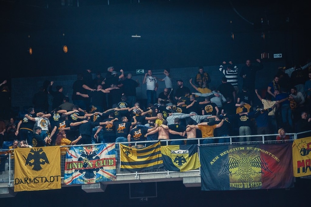 ΑΕΚ: Στα εκτός έδρας έχει... «κιτρινόμαυρο» πάρτι στις εξέδρες (pics)