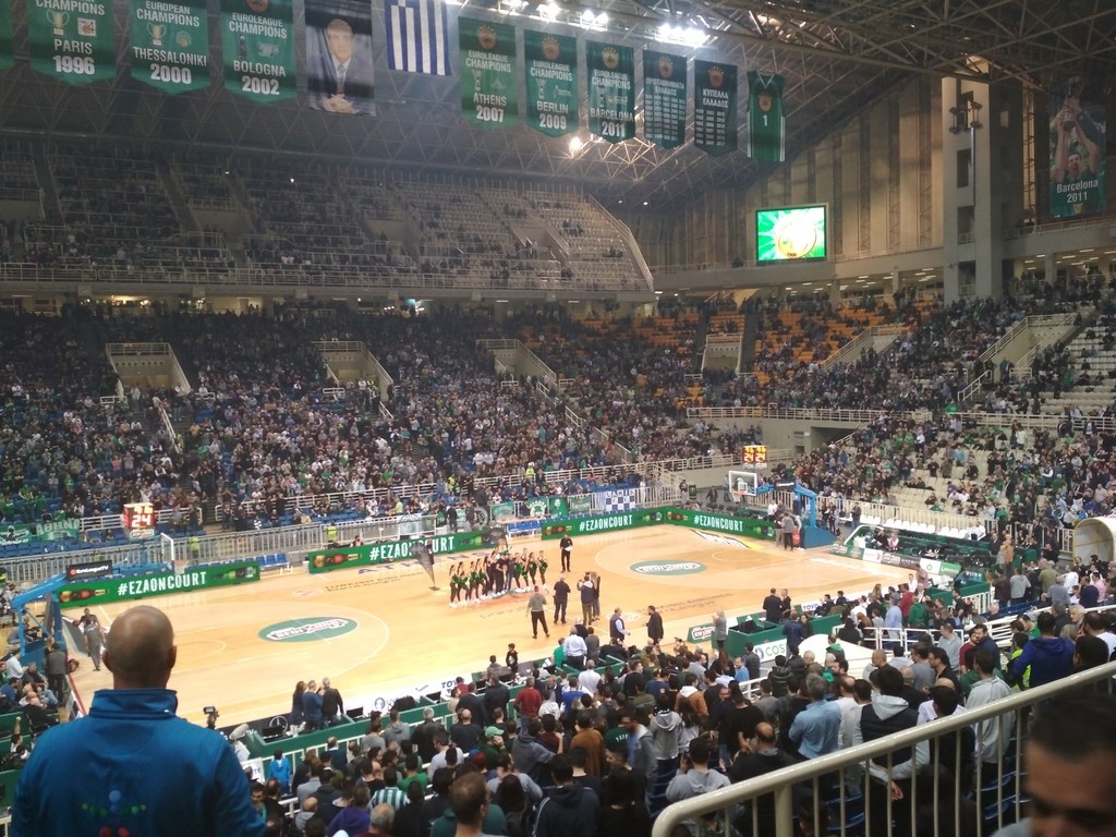 Παναθηναϊκός ΟΠΑΠ – Μπαρτσελόνα: Έφυγε με 10.000 ευρώ από το ΟΑΚΑ! (video+photos)