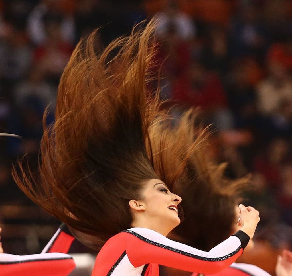 Τα σέξι κορίτσια του ΣΕΦ στο Ολυμπιακός – Ρεάλ Μαδρίτης (photos)