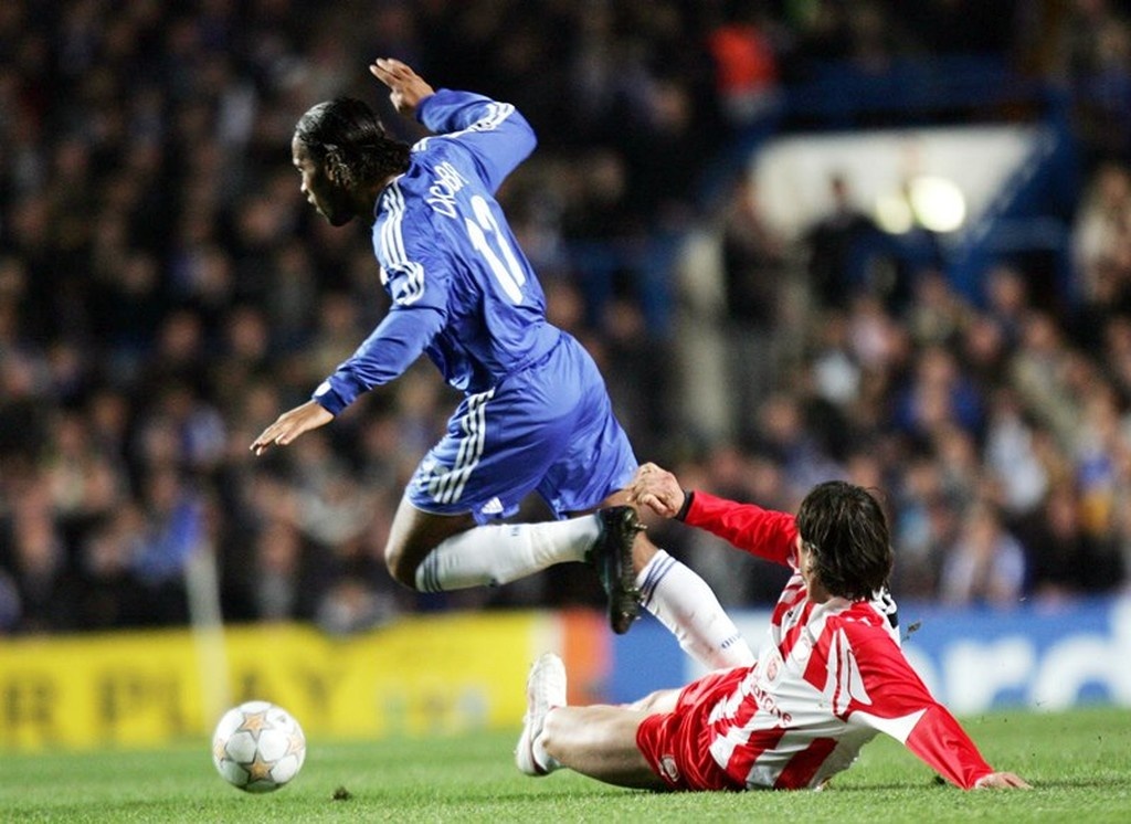 Ο Ντρογκμπά απέναντι στους Έλληνας (photos & videos)