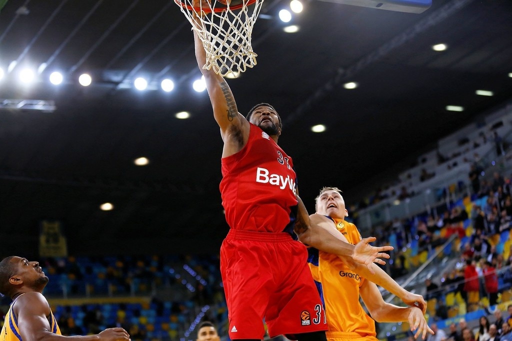 Euroleague: To σοκ της ΤΣΣΚΑ και το «στραπάτσο» του Παναθηναϊκού ΟΠΑΠ στη Βιτόρια (videos+photos)