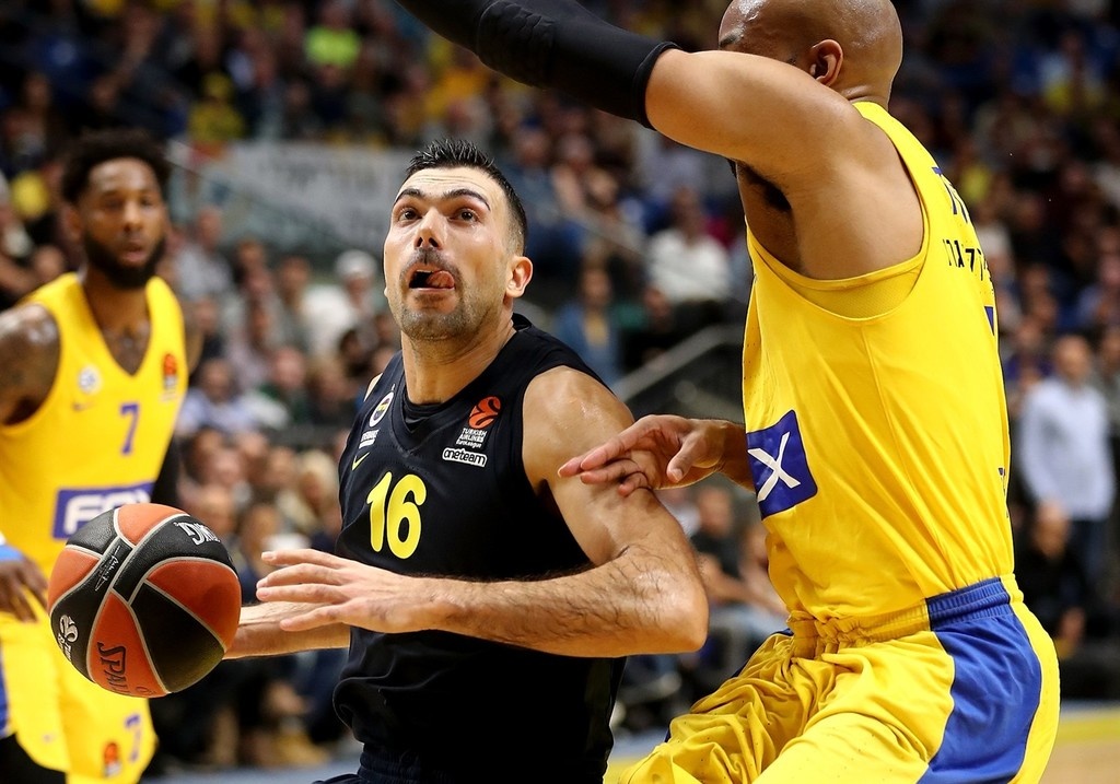 Euroleague: To σοκ της ΤΣΣΚΑ και το «στραπάτσο» του Παναθηναϊκού ΟΠΑΠ στη Βιτόρια (videos+photos)