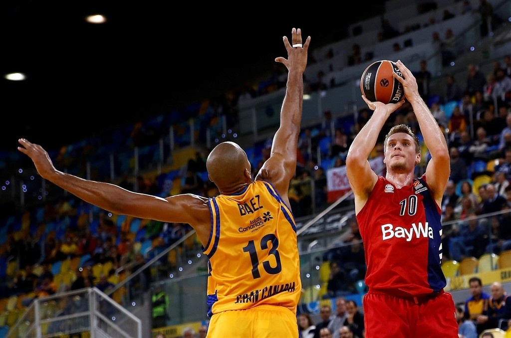 Euroleague: To σοκ της ΤΣΣΚΑ και το «στραπάτσο» του Παναθηναϊκού ΟΠΑΠ στη Βιτόρια (videos+photos)