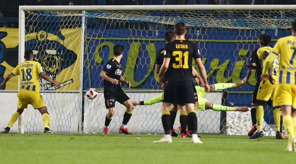 Παναιτωλικός - ΑΕΚ: Το... κάρφωσε και τρελάθηκε ο Καμαρά! (video+photos)