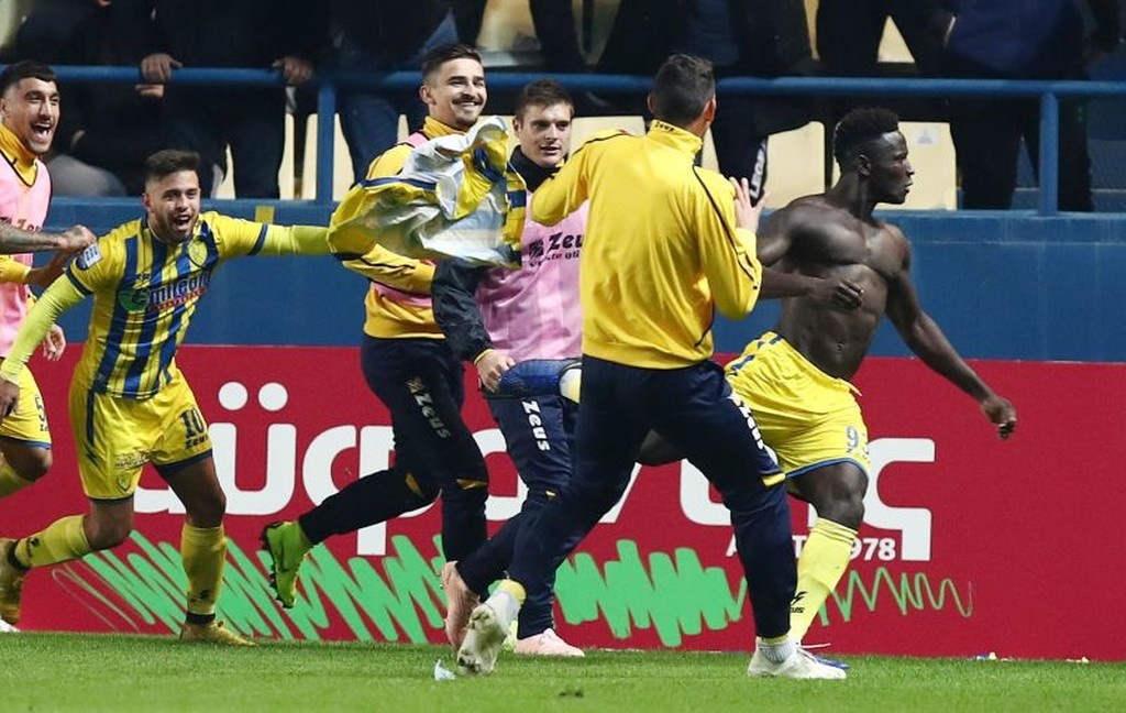 Παναιτωλικός - ΑΕΚ: Το... κάρφωσε και τρελάθηκε ο Καμαρά! (video+photos)