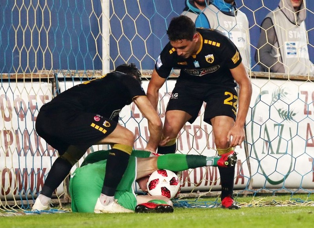 Παναιτωλικός - ΑΕΚ 2-1: Δεν έφτανε το αμφισβητούμενο γκολ του Σιμόες (photos+videos)