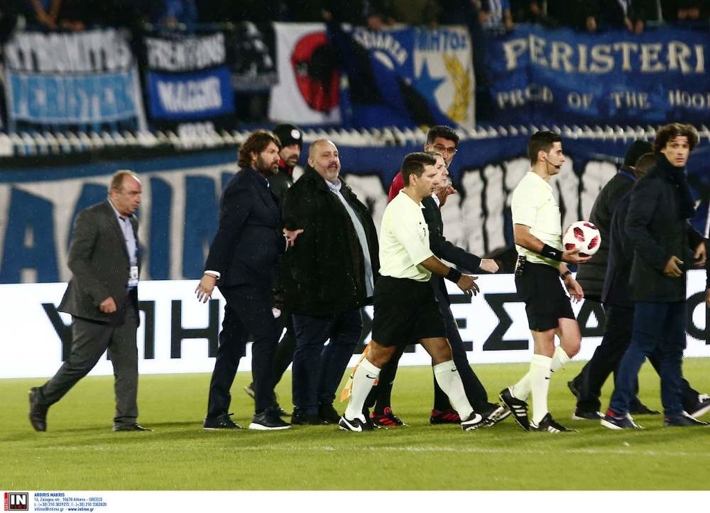 Ατρόμητος-Ολυμπιακός: Χαμός και ένταση στο Περιστέρι μετά το γκολ του Κουλούρη (photos,video)
