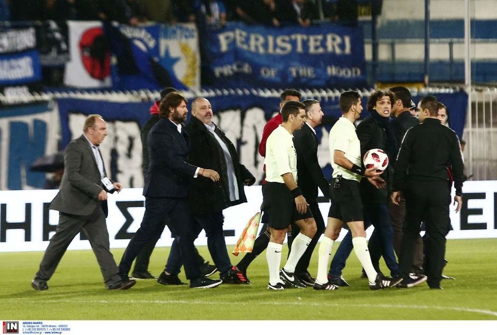 Ατρόμητος-Ολυμπιακός: Χαμός και ένταση στο Περιστέρι μετά το γκολ του Κουλούρη (photos,video)