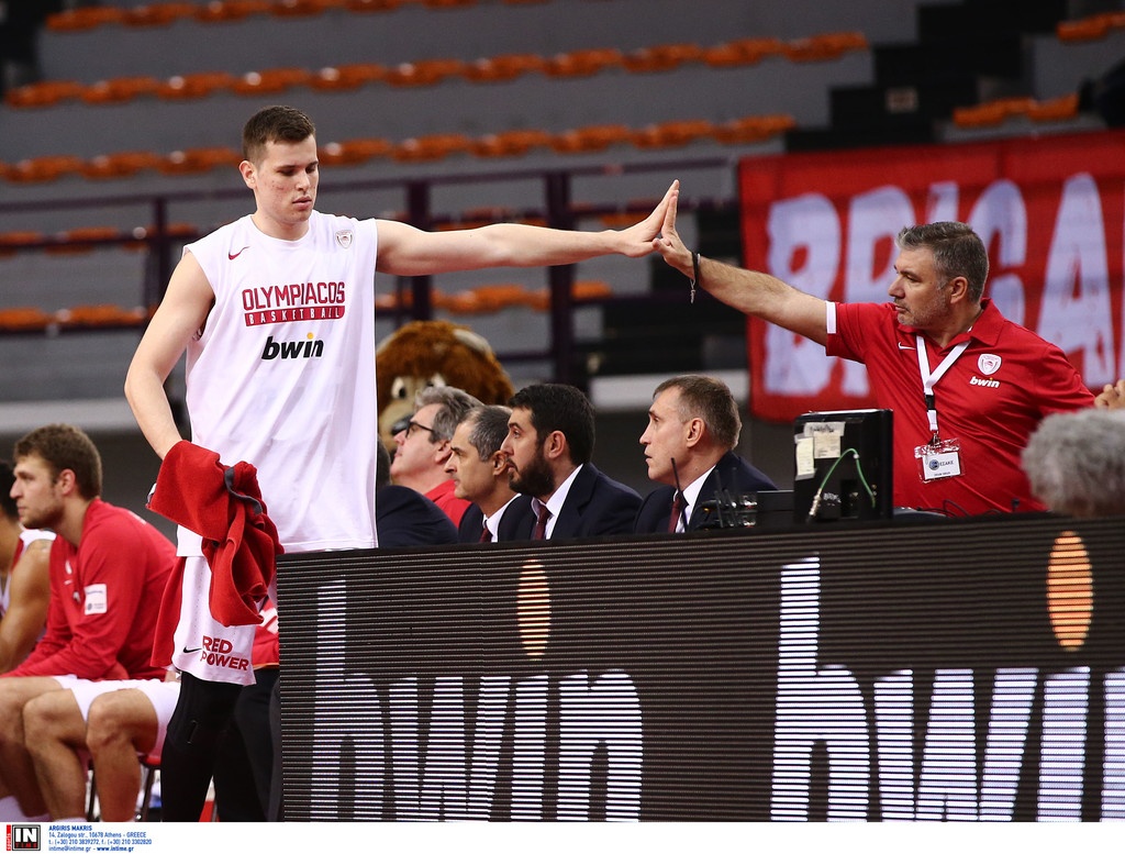 Ολυμπιακός: Έπαιξε μετά από 358 ημέρες ο Αγραβάνης (photos)