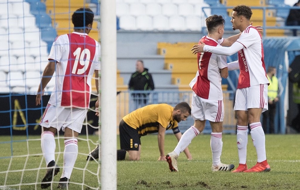 Διασύρθηκαν 8-1 οι Νέοι της ΑΕΚ από τον Άγιαξ (photos)