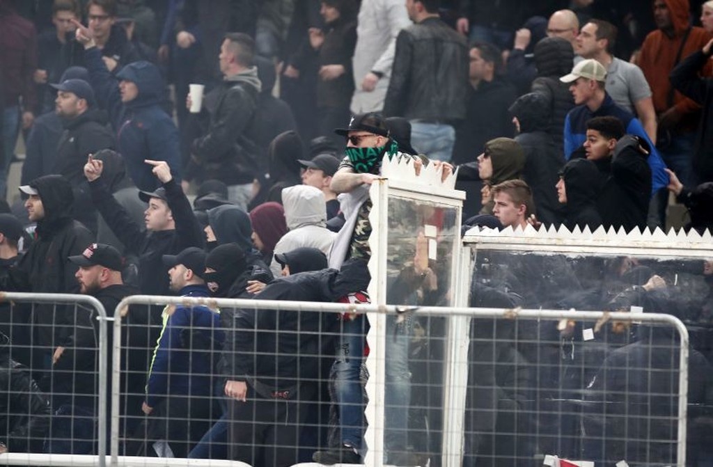 ΑΕΚ – Άγιαξ: Το χρονικό των επεισοδίων στο ΟΑΚΑ (videos+photos)