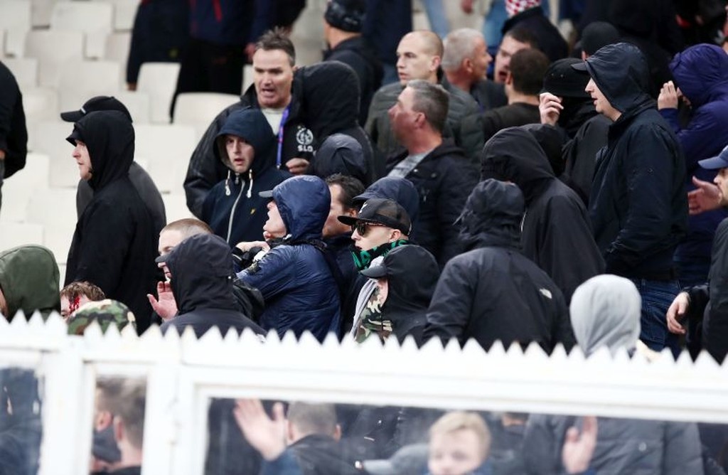 ΑΕΚ – Άγιαξ: Το χρονικό των επεισοδίων στο ΟΑΚΑ (videos+photos)