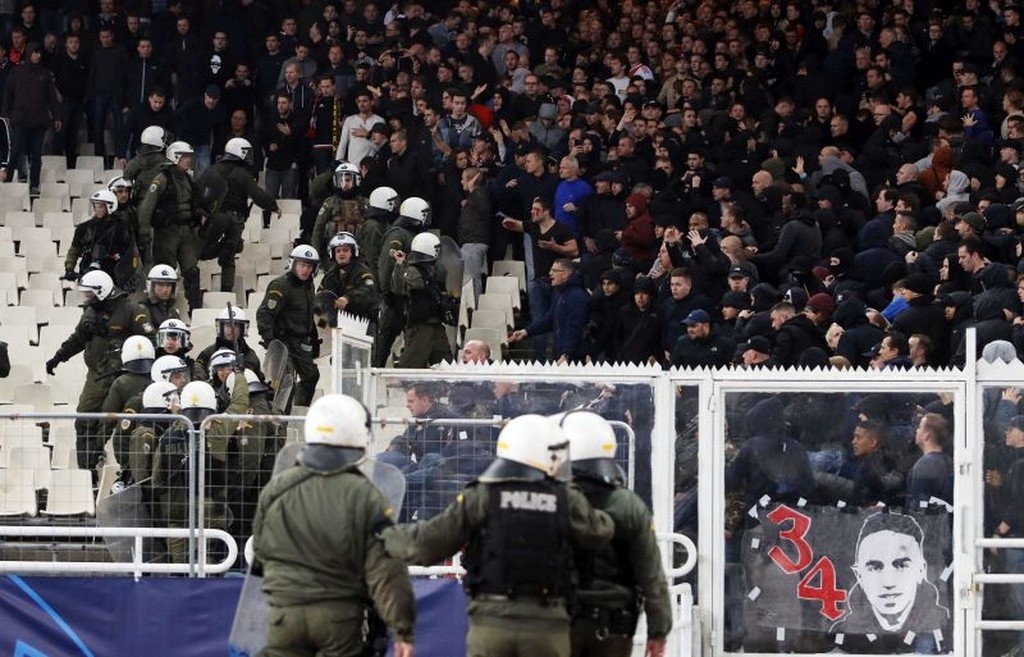 ΑΕΚ – Άγιαξ: Το χρονικό των επεισοδίων στο ΟΑΚΑ (videos+photos)