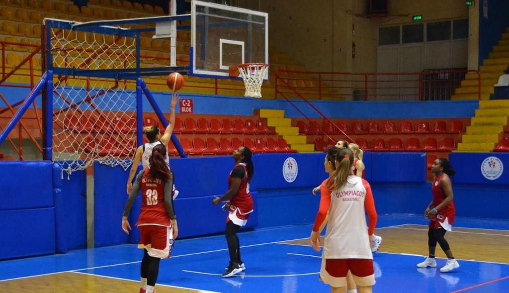 Προπόνηση στην Τουρκία για τον Ολυμπιακό (photos)