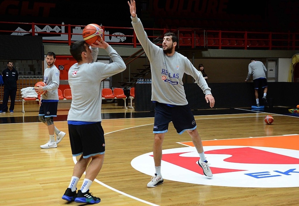 Η προπόνηση της Εθνικής στην Πάτρα (videos&photos)