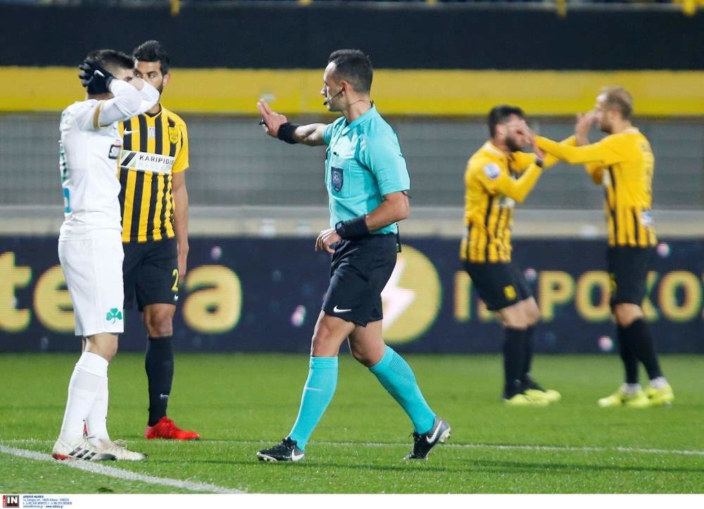 Άρης-Παναθηναϊκός: Η τρομερή επέμβαση του Διούδη στο πέναλτι του Γκάμα (photos, video)