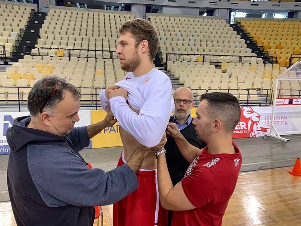 Ολυμπιακός: Μια τελείως διαφορετική προπόνηση για τους «ερυθρόλευκους» (photos)